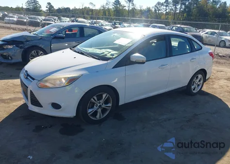 2014 Ford Focus Se from USA, damaged, VIN 1FADP3F22EL447352